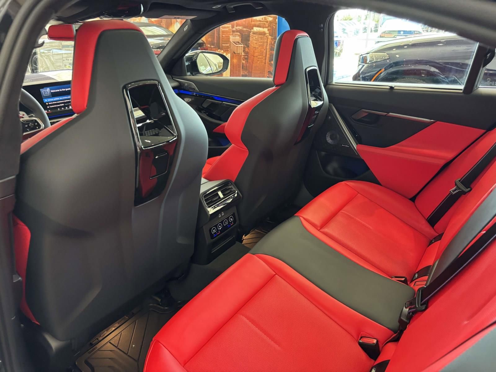 New 2026 BMW M5 w/ Executive Package AWD/4WD image 26