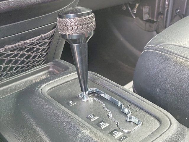 Used 2016 Jeep Wrangler Rubicon AWD/4WD image 26