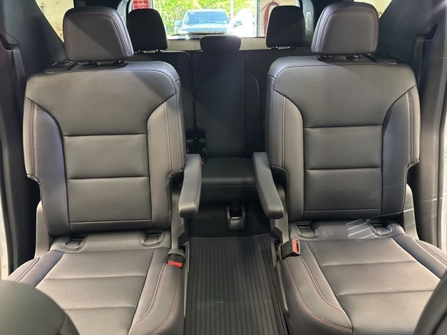 New 2026 Chevrolet Traverse Z71 w/ Enhanced Driving Package AWD/4WD image 31