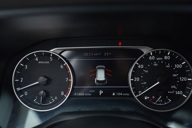 Used 2023 Nissan Rogue SL image 32