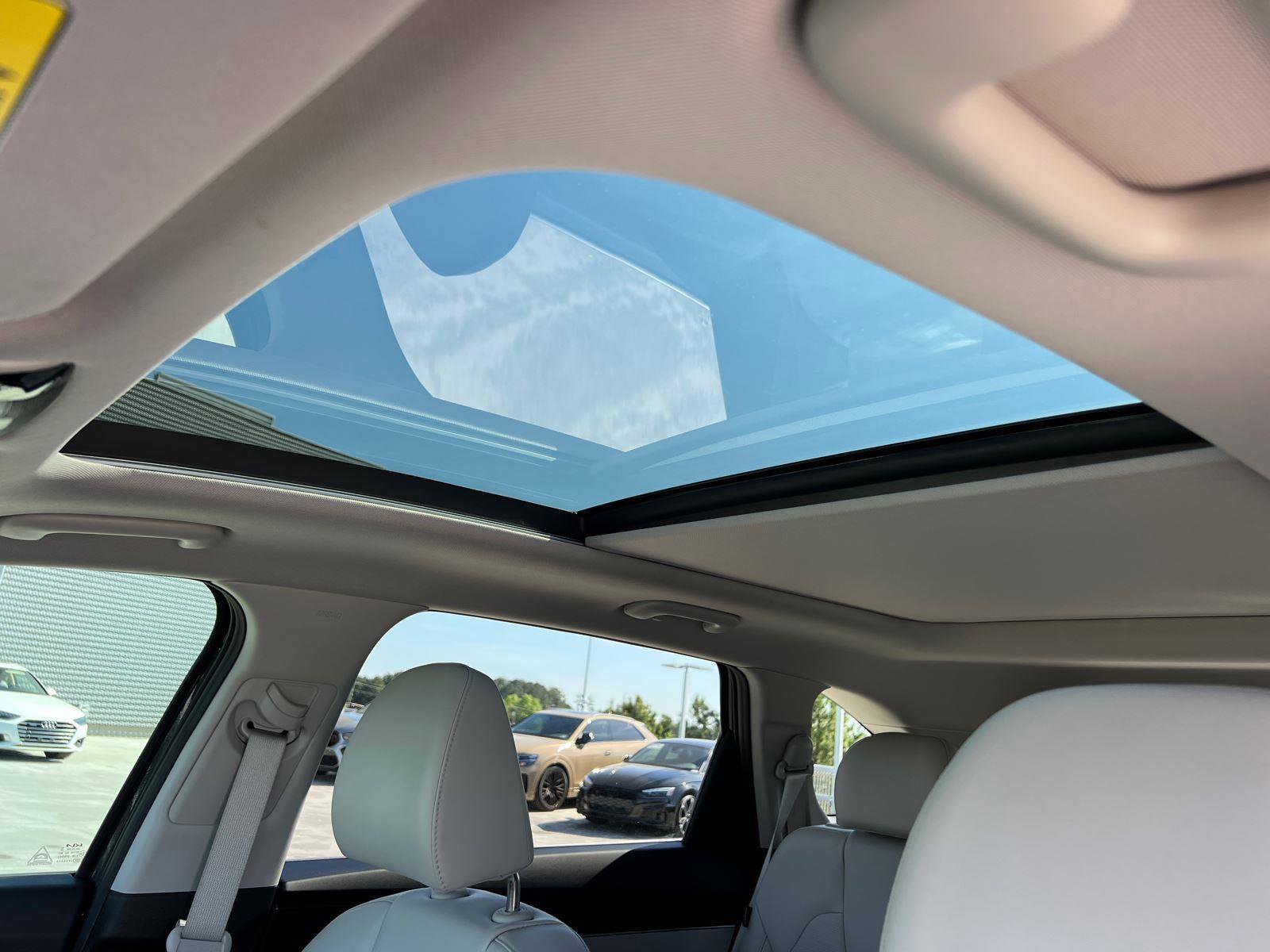 Used 2025 Kia Sorento S w/ Panoramic Sunroof Package image 33