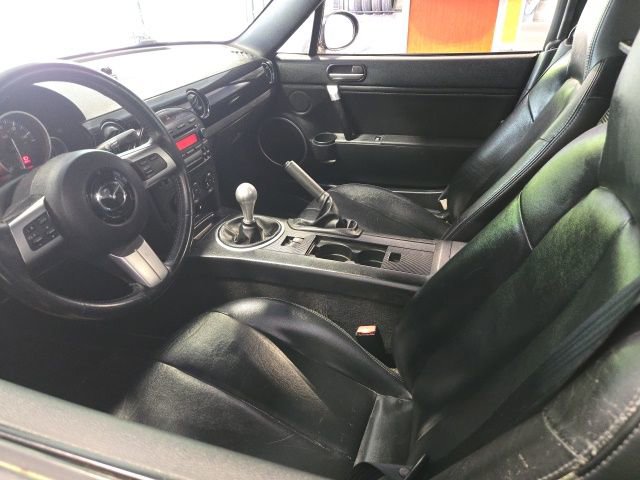 Used 2008 MAZDA MX-5 Miata Grand Touring RWD image 8