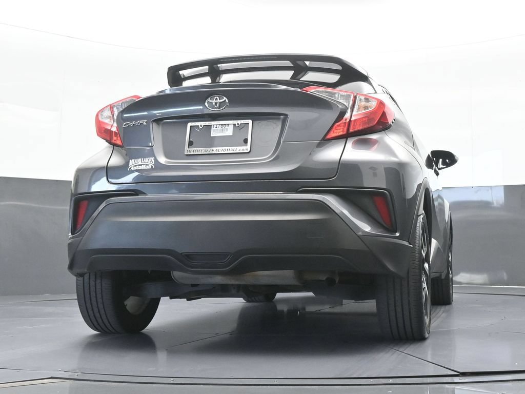 Used 2019 Toyota C-HR XLE FWD image 50