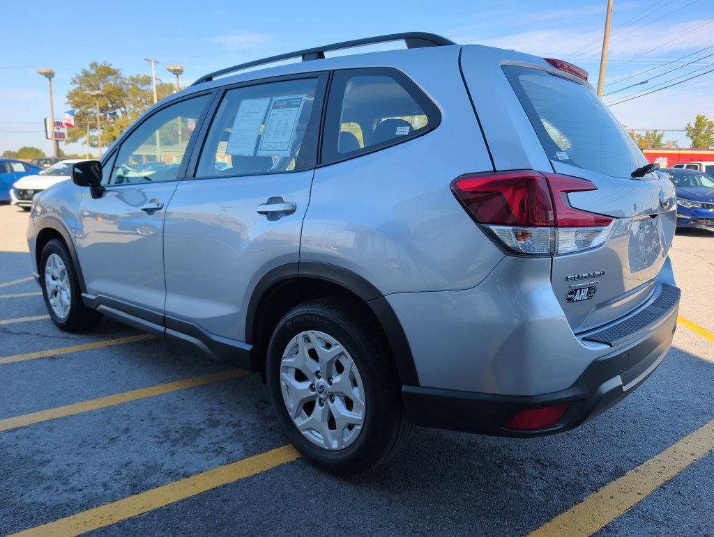Used 2021 Subaru Forester AWD/4WD image 5