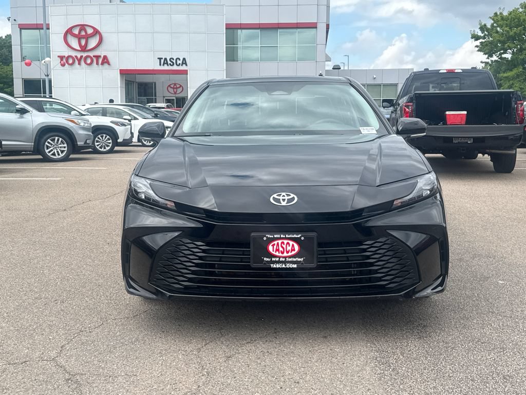Used 2025 Toyota Camry LE w/ Convenience Package AWD/4WD image 2