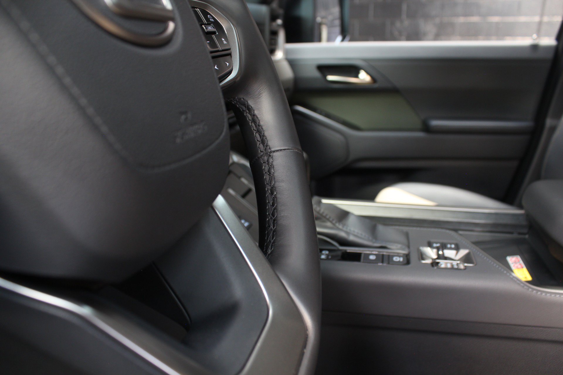 Used 2024 Lexus GX 550 AWD/4WD image 61