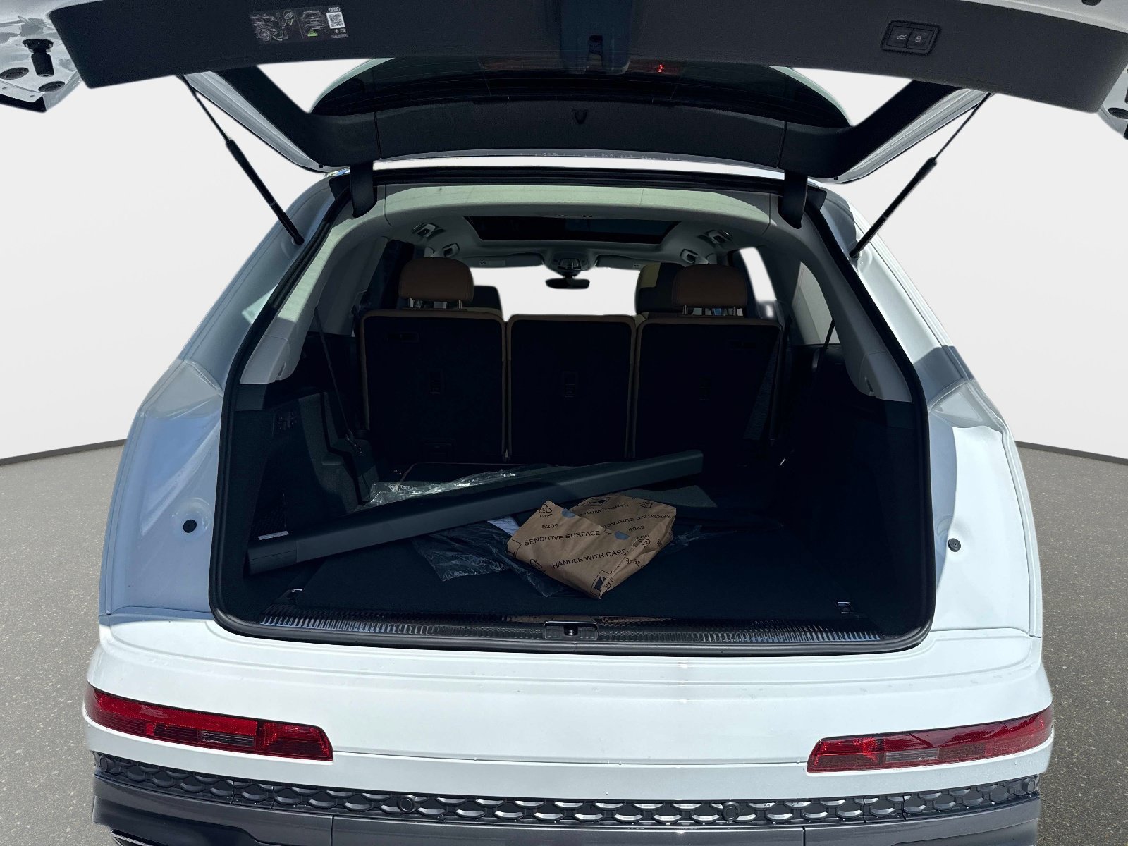 New 2026 Audi Q7 Premium Plus AWD/4WD image 9