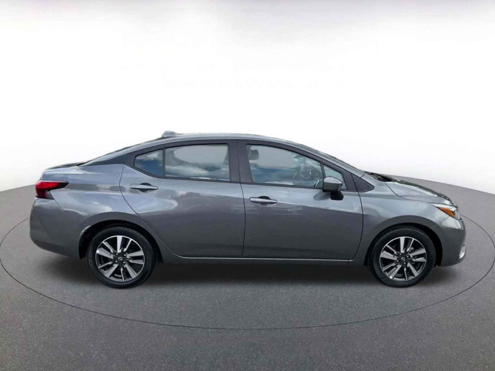 Used 2025 Nissan Versa SV FWD image 16