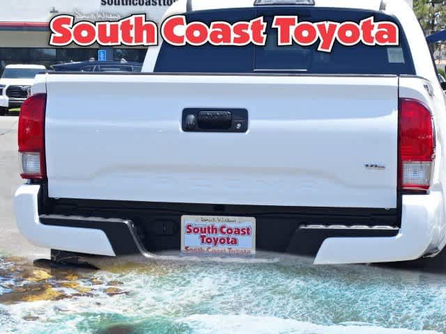 Used 2017 Toyota Tacoma TRD Sport RWD image 15