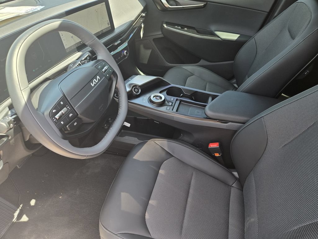 New 2026 Kia EV6 2WD image 9