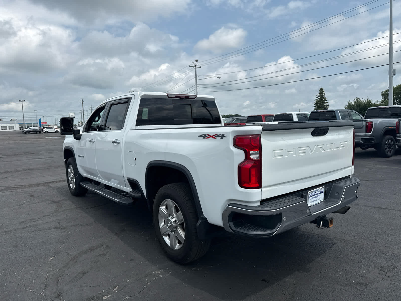 Certified 2020 Chevrolet Silverado 2500 LTZ w/ LTZ Premium Package AWD/4WD image 3