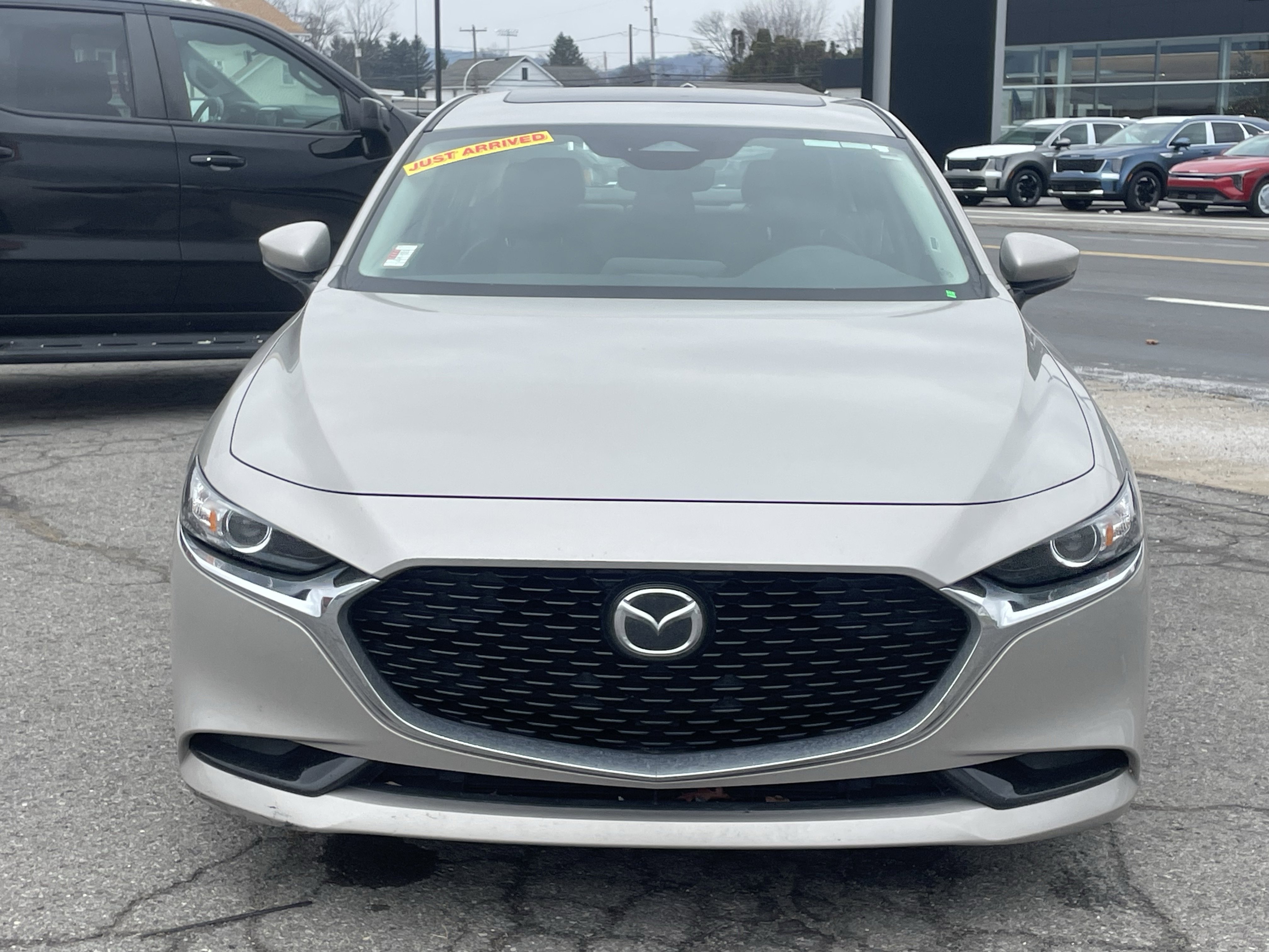 Used 2025 MAZDA MAZDA3 s image 9