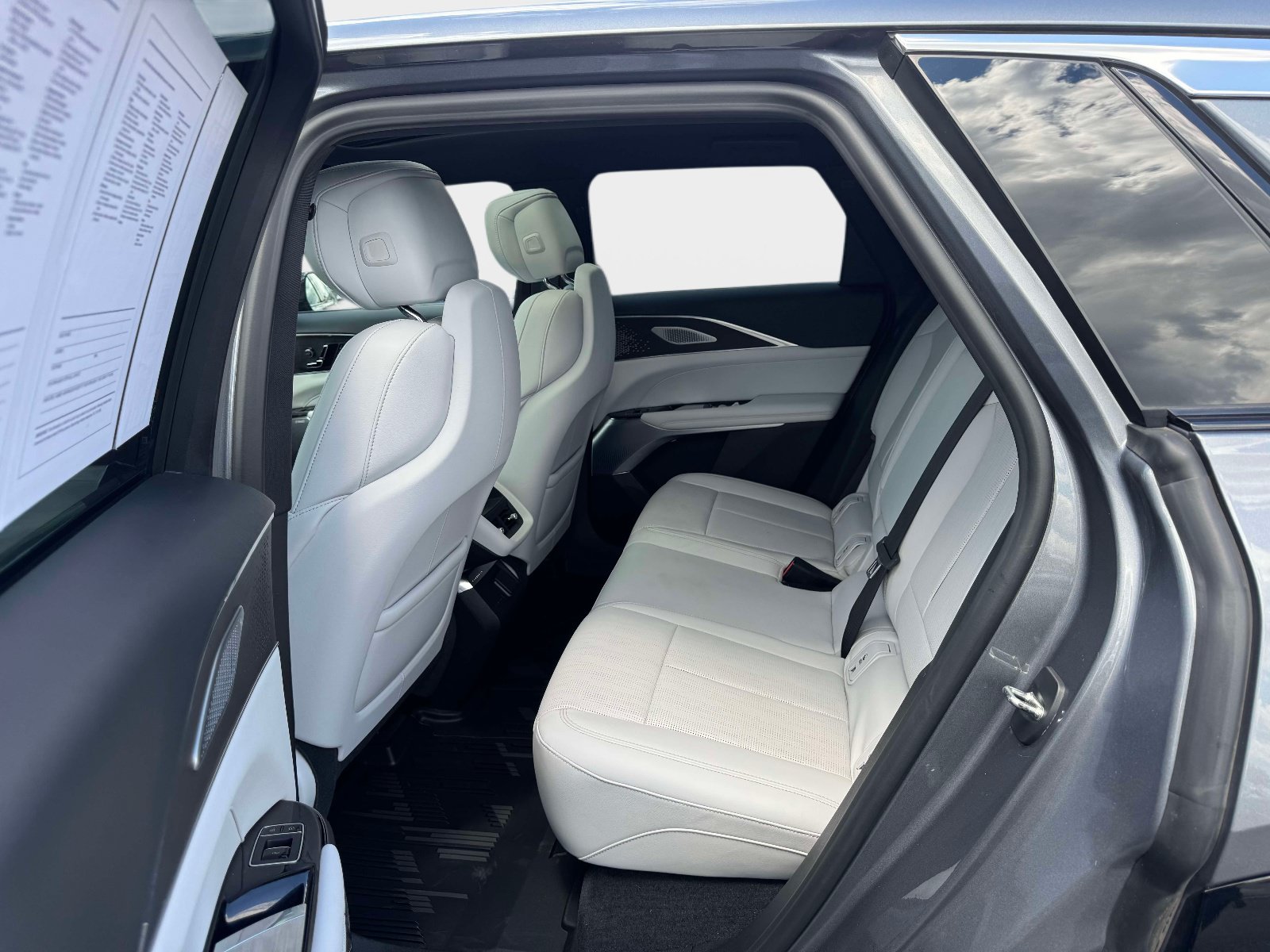 Certified 2023 Cadillac Lyriq 2WD image 24