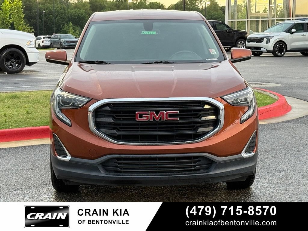 Used 2019 GMC Terrain SLE FWD image 2