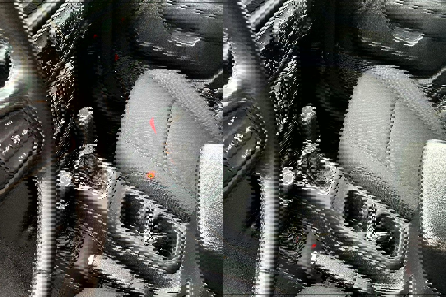 Used 2022 Jeep Gladiator Sport AWD/4WD image 11