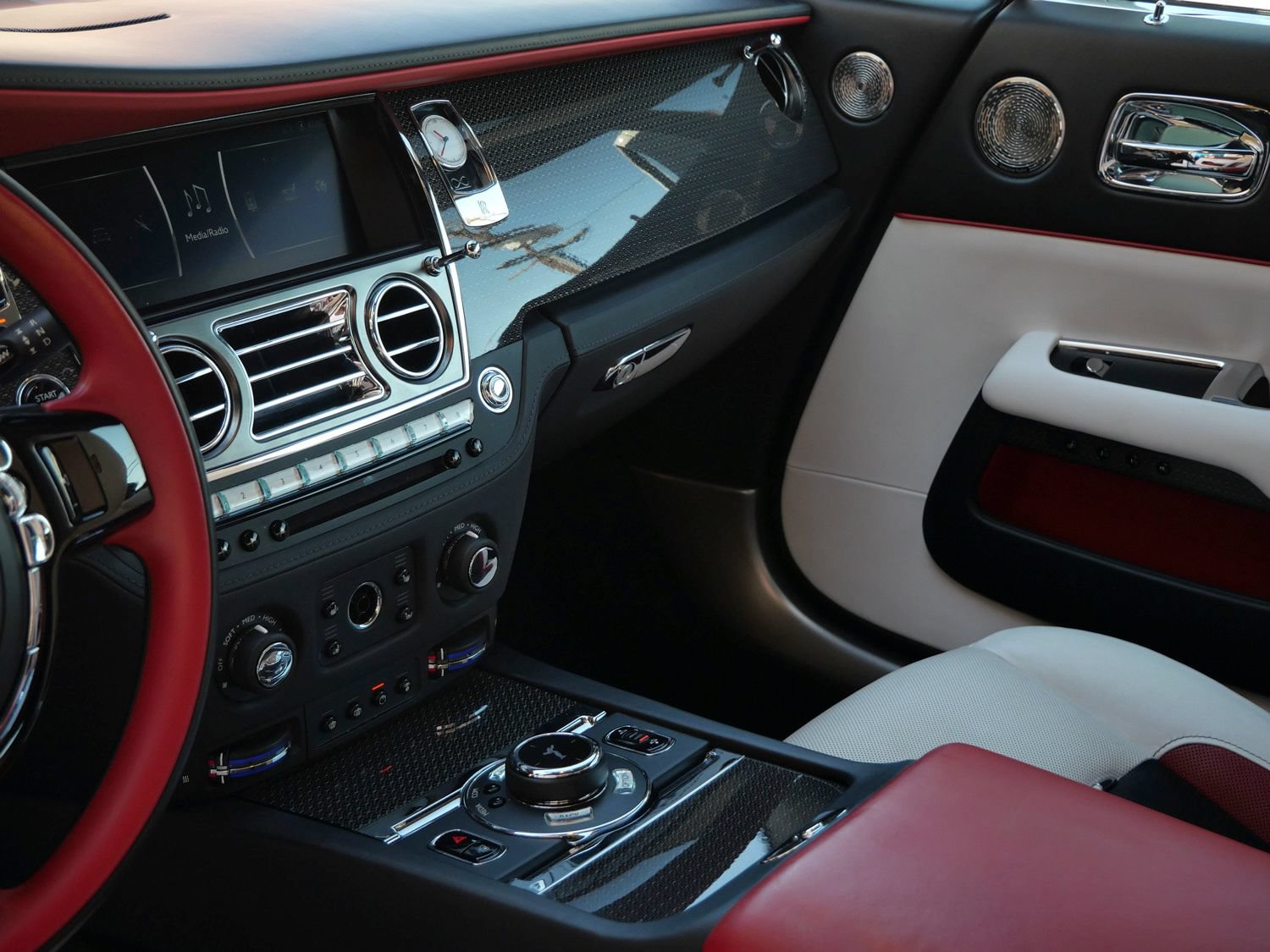 Used 2021 Rolls-Royce Wraith w/ Rolls-Royce Signature Package RWD image 27