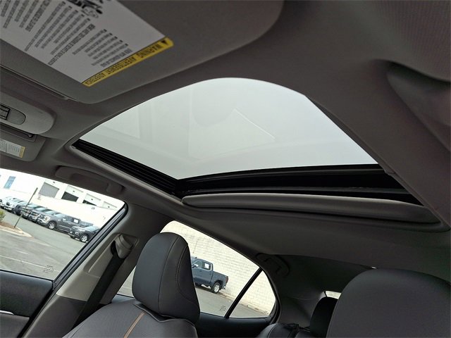 Used 2020 Toyota Camry XLE image 14