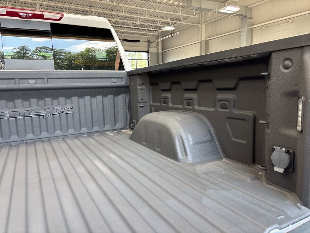 Used 2024 GMC Sierra 1500 AT4X w/ AT4X AEV Edition AWD/4WD image 13