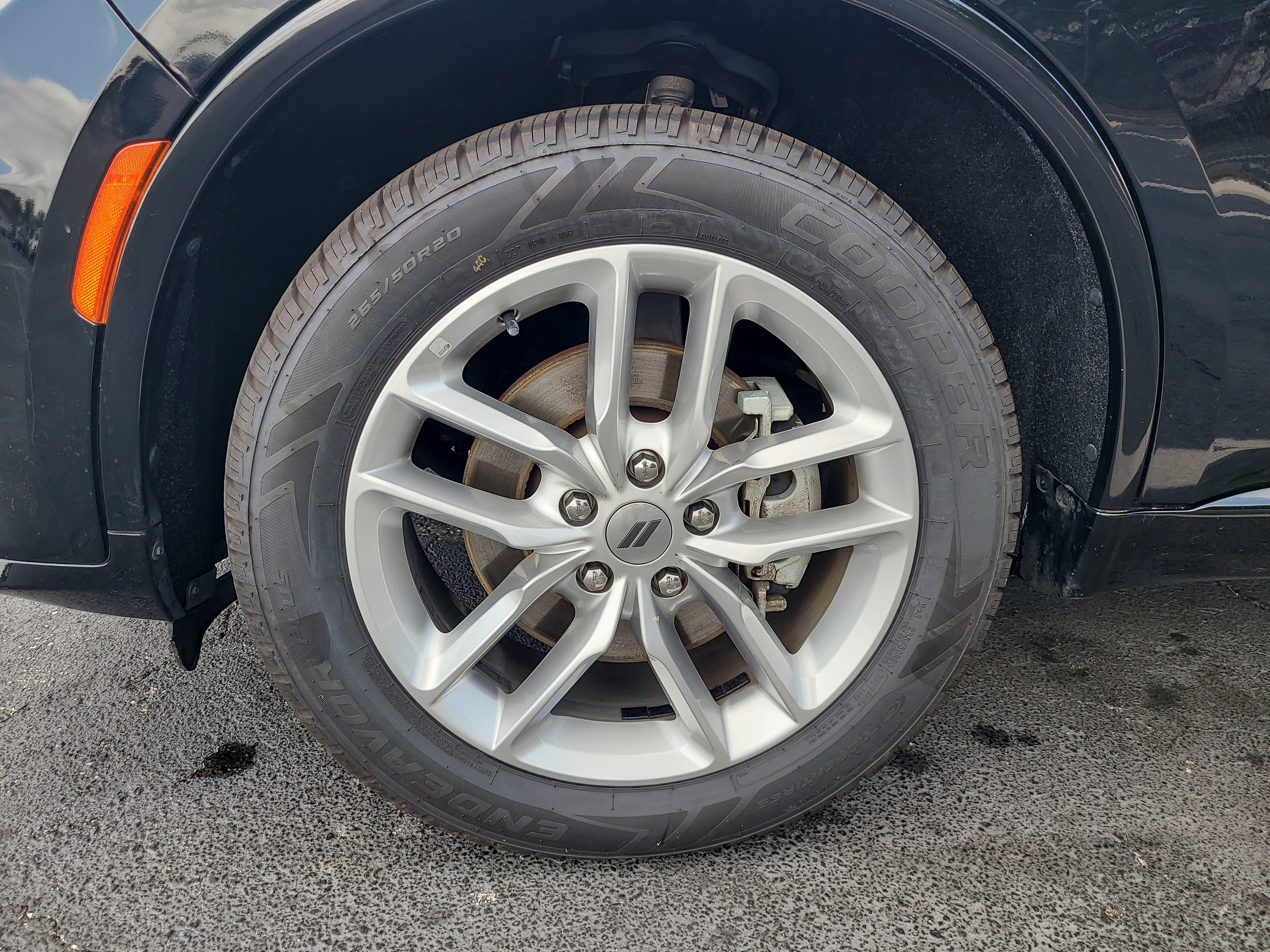 Used 2023 Dodge Durango GT image 9