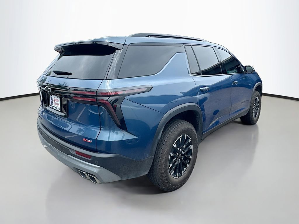 Used 2024 Chevrolet Traverse Z71 AWD/4WD image 5