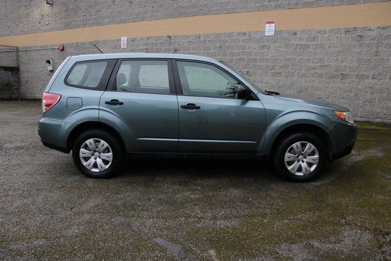 Used 2010 Subaru Forester 2.5X AWD/4WD image 11