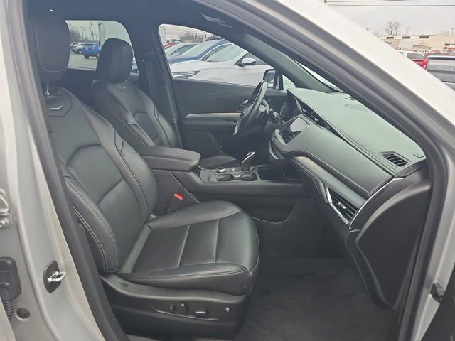 Used 2022 Cadillac XT4 Premium Luxury w/ Driver Awareness Package FWD image 22