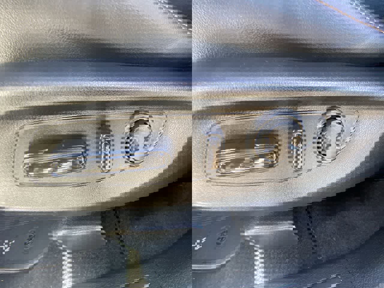 Used 2023 Honda CR-V Sport Touring image 12