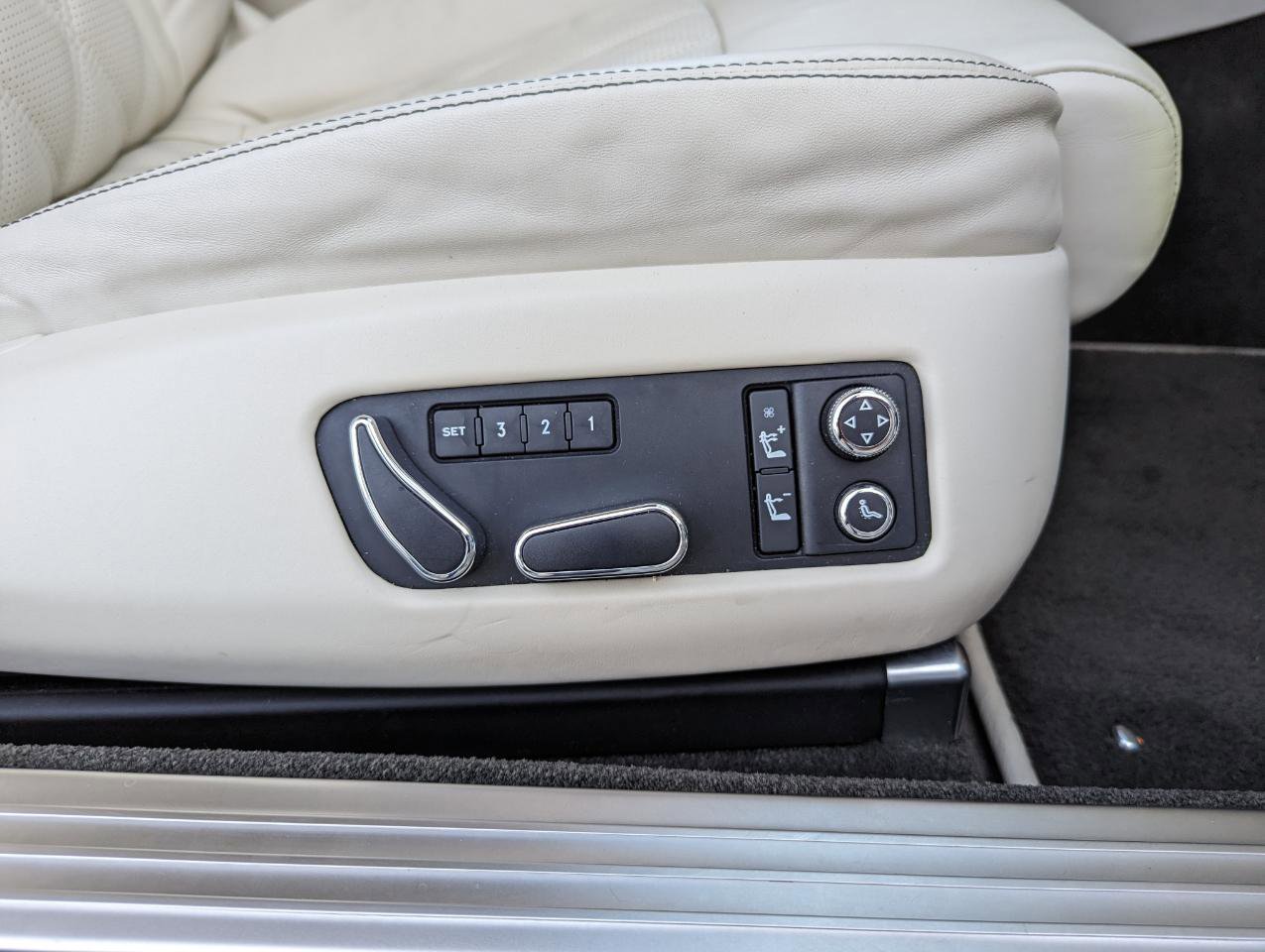 Used 2014 Bentley Continental GT V8 S AWD/4WD image 34
