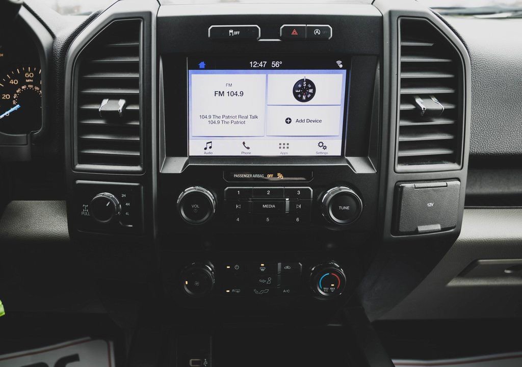 Used 2019 Ford F150 XLT image 3