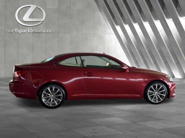 Used 2014 Lexus IS 250C w/ Navigation System Package RWD image 4