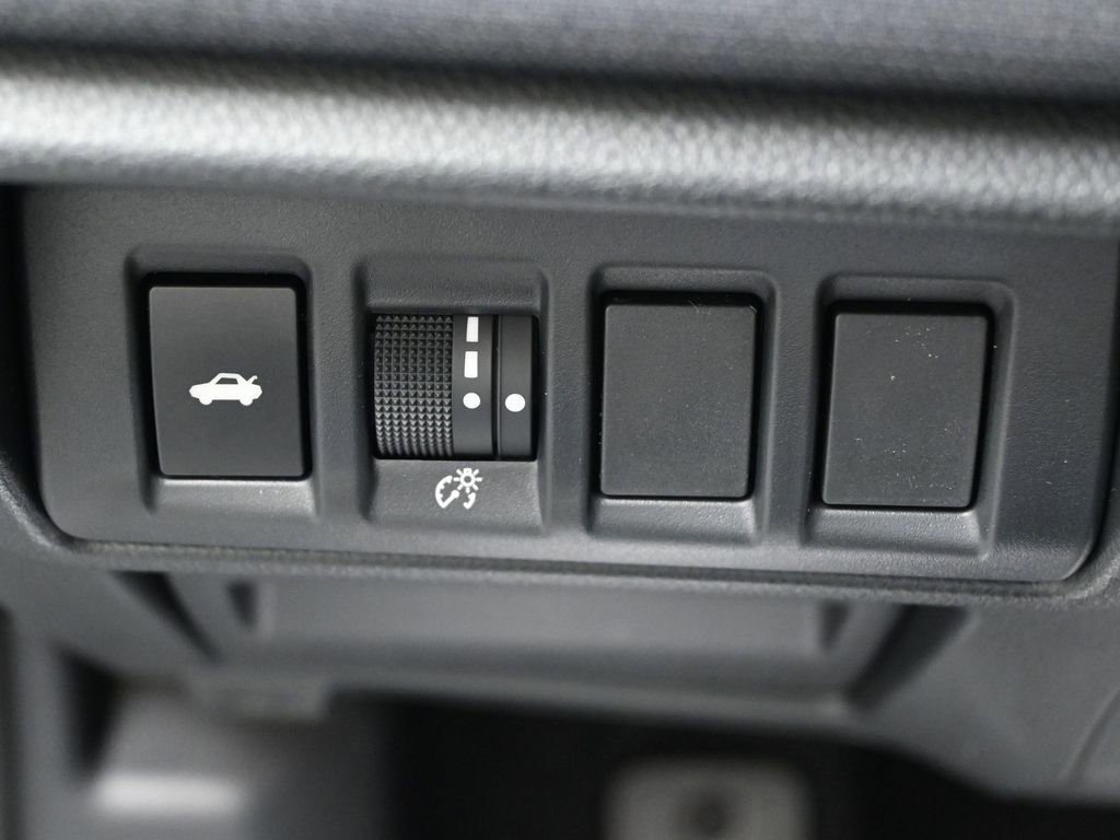 Used 2025 Subaru Legacy Premium AWD/4WD image 24
