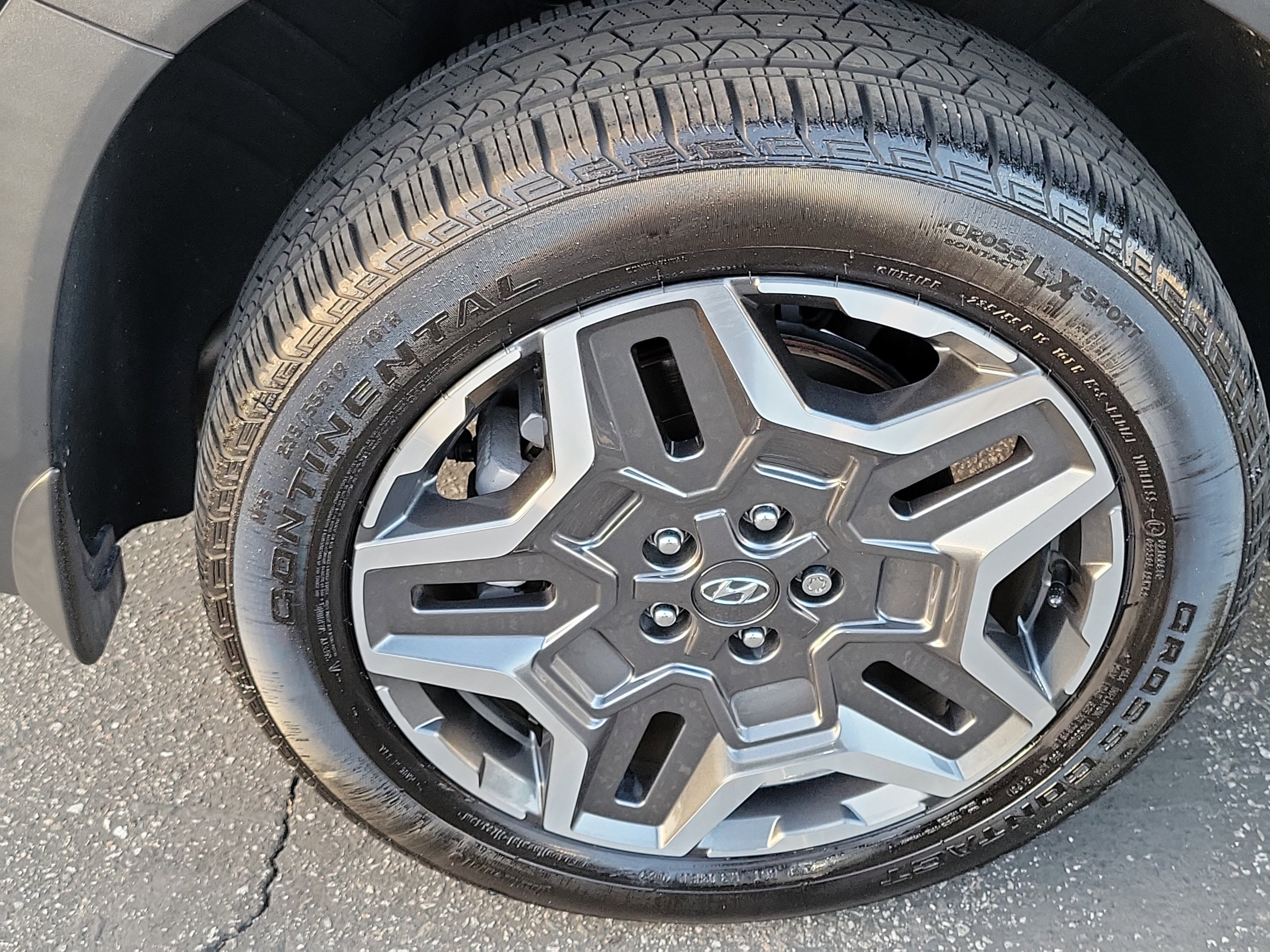 Certified 2023 Hyundai Santa Fe SEL Premium image 24