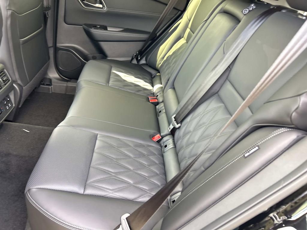 New 2026 Nissan Rogue Platinum w/ Platinum Premium Package AWD/4WD image 20