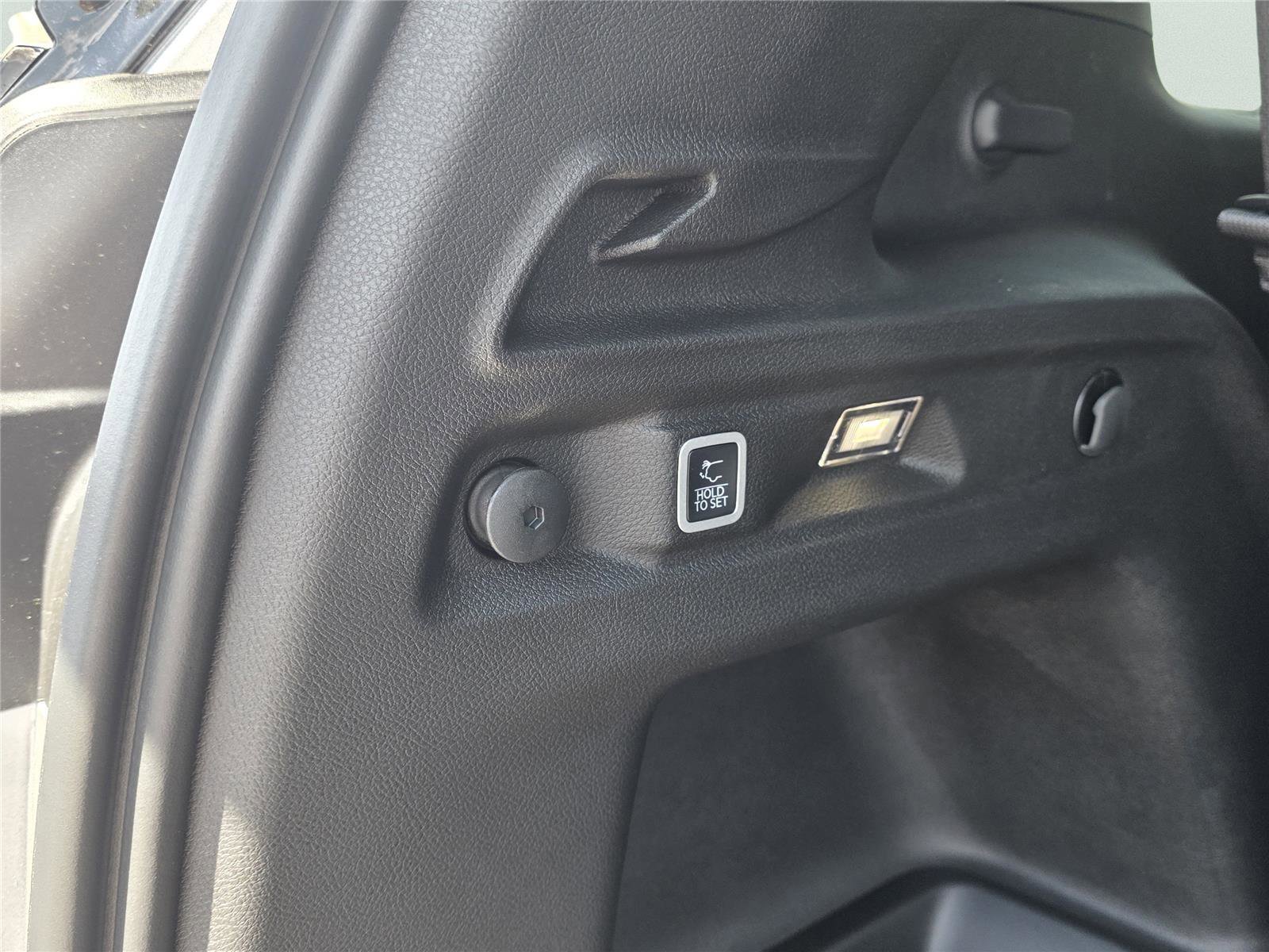 New 2025 Jeep Grand Cherokee L Altitude image 35