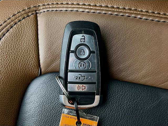 Used 2023 Ford Bronco Outer Banks AWD/4WD image 30