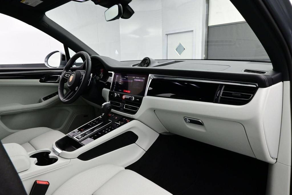 New 2026 Porsche Macan S AWD/4WD image 19