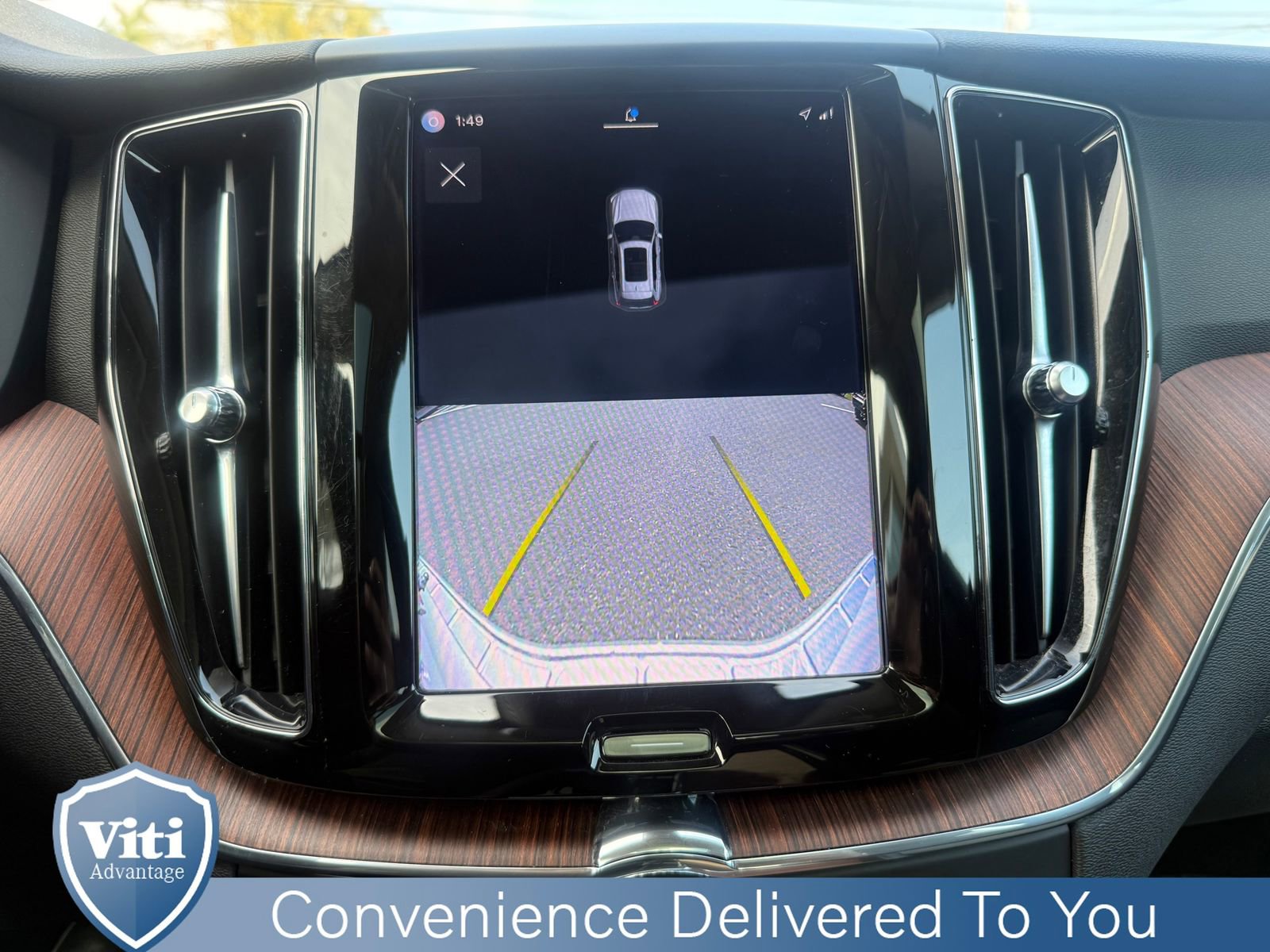 Certified 2023 Volvo XC60 B5 Plus w/ Climate Package AWD/4WD image 34