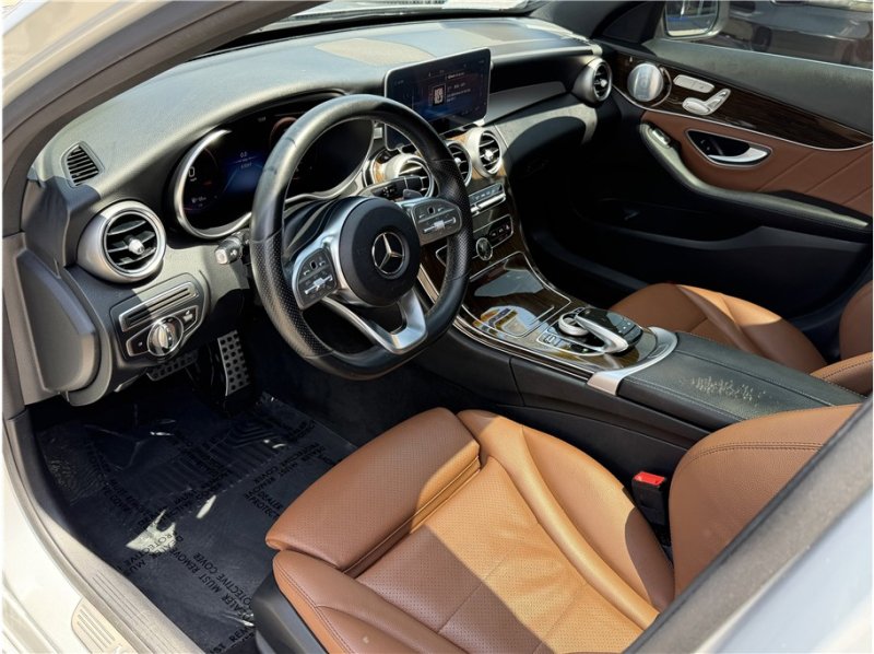 Used 2019 Mercedes-Benz C 300 Sedan image 18