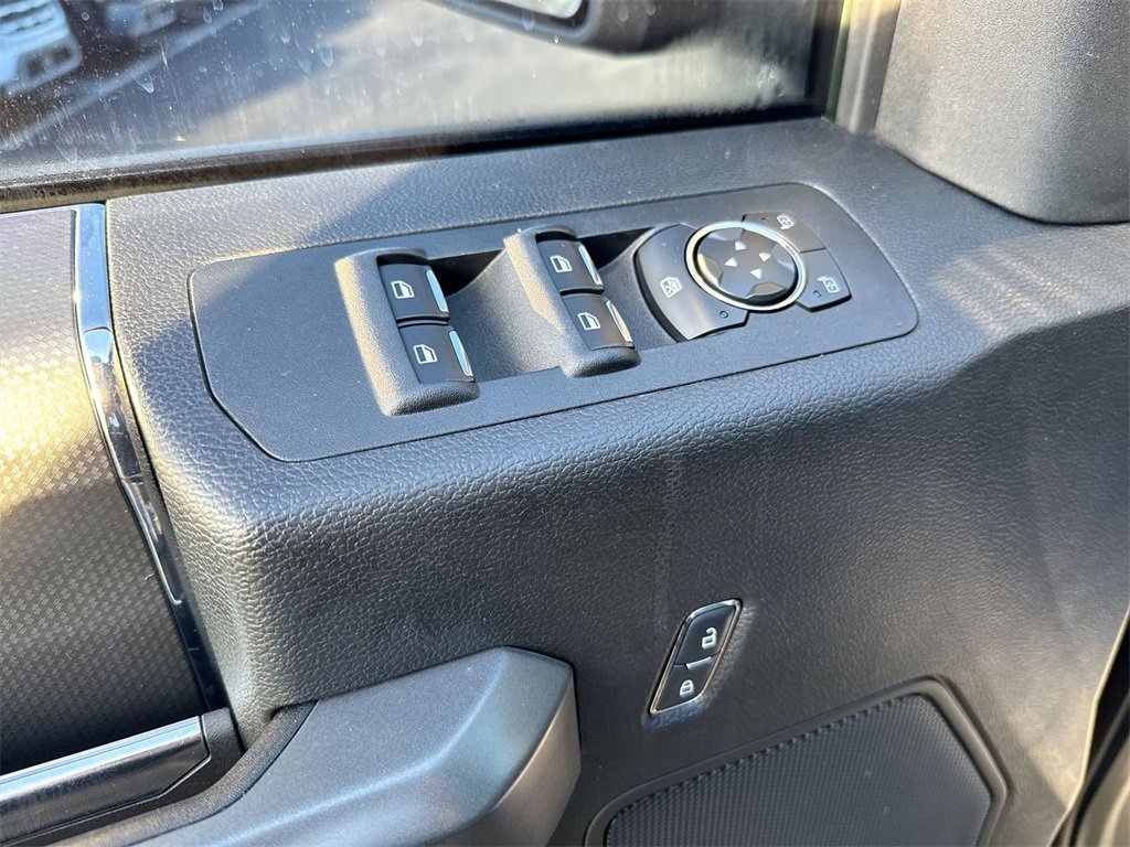 Used 2016 Ford F150 XLT w/ Equipment Group 302A Luxury image 22