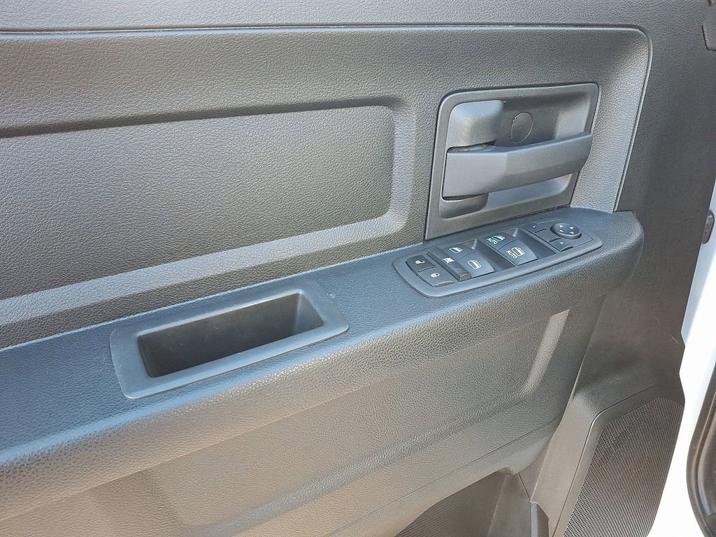 Used 2022 RAM 2500 Tradesman w/ Chrome Appearance Group image 13