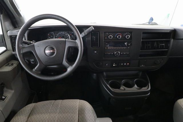 Used 2018 GMC Savana 2500 Extended image 11