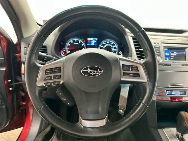 Used 2013 Subaru Outback 3.6R Limited w/ Moonroof Pkg AWD/4WD image 7