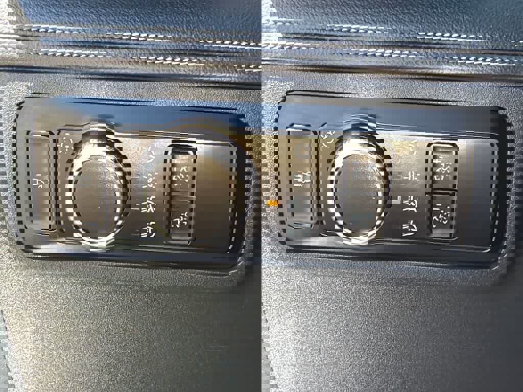 Used 2024 Ford Mustang GT Premium image 25