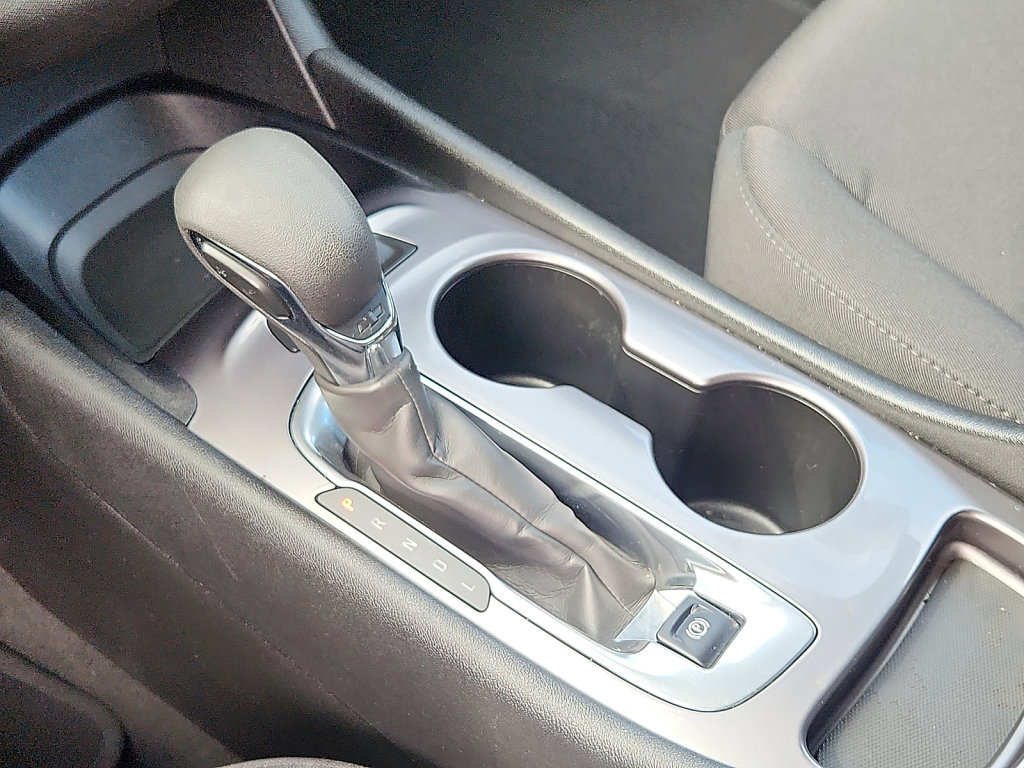 Used 2023 Chevrolet Malibu LS image 27