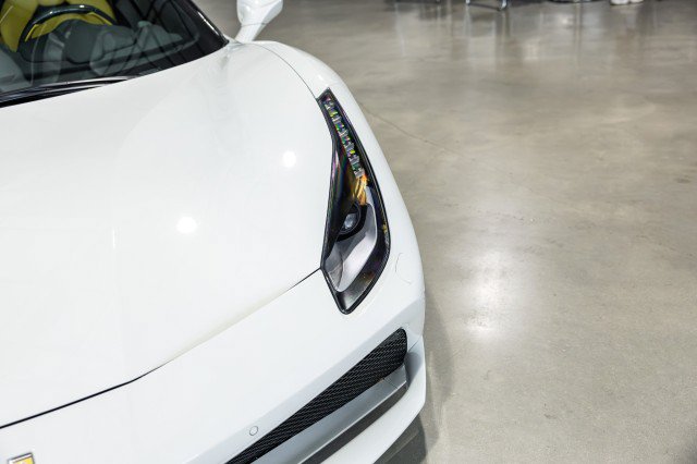 Used 2016 Ferrari 488 GTB RWD image 10