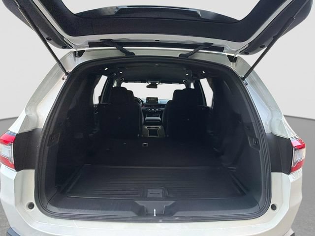 Certified 2025 Honda Pilot Sport image 14