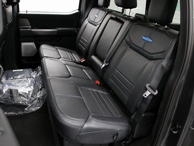 New 2026 Ford F450 Platinum image 14