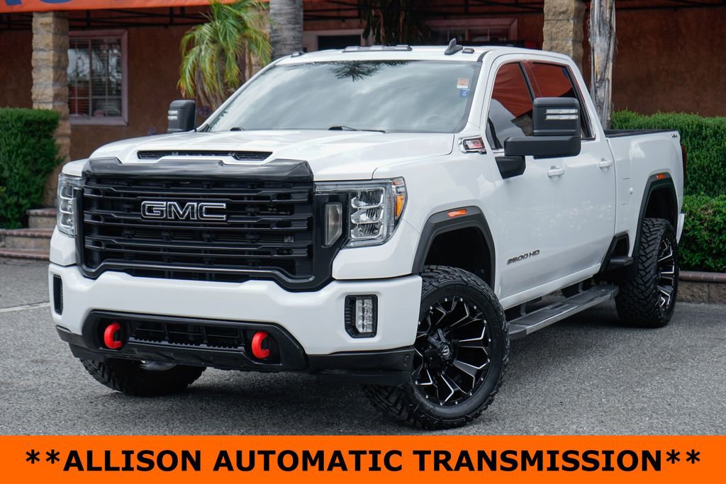 Used 2020 GMC Sierra 2500 SLE w/ Preferred Package AWD/4WD image 4