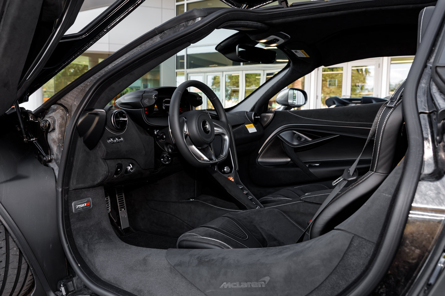 New 2027 McLaren 750S RWD image 47