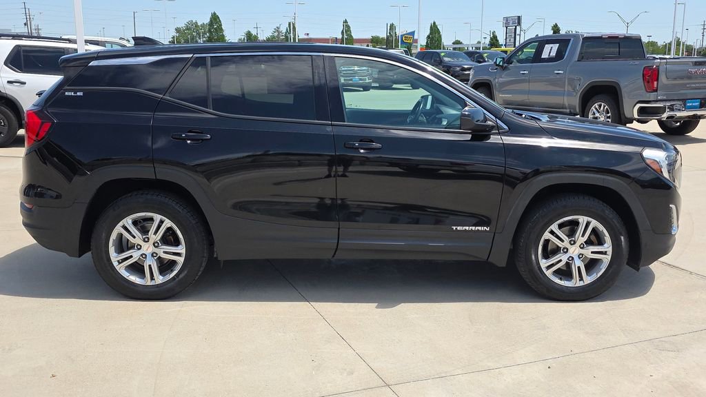 Used 2018 GMC Terrain SLE AWD/4WD image 6